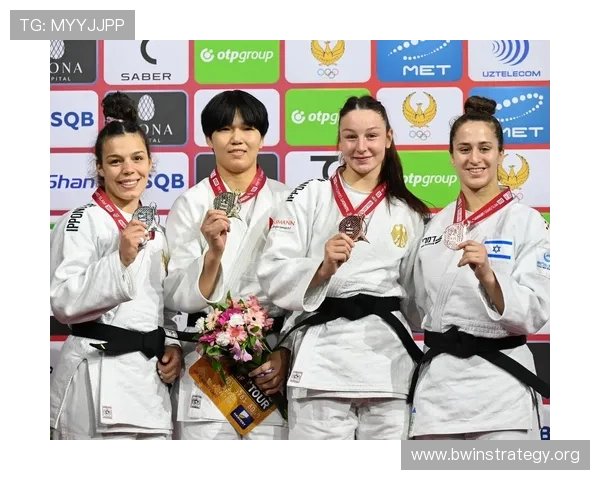 大满贯官网为用户提供便捷的赛事报名和互动平台实现更全面的参与体验